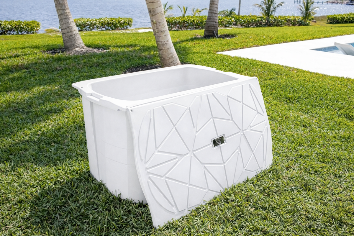 Frozin 400 White Granite cold plunge tub outdoors
