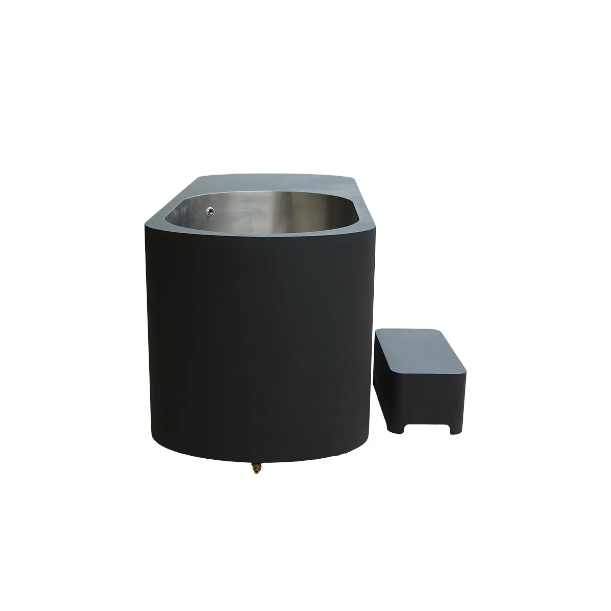 Recovery Legacy CT-21 integrated oval cold plunge, side view